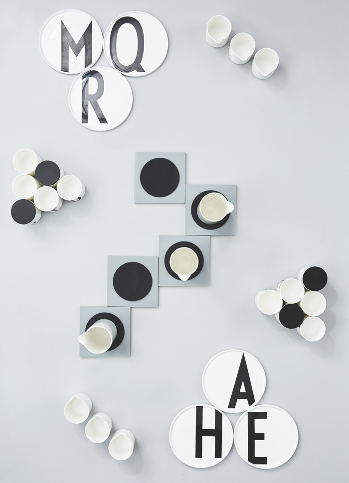 DESIGN LETTERS,Porcelain Plate,アルネ・ヤコブセンが創り出したタイポグラフィを復刻